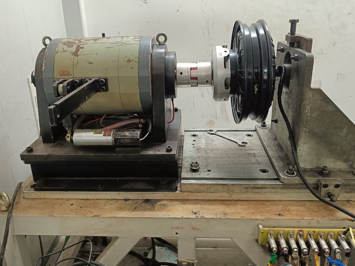 5 kW dynamometer bench with a hub motor coupled for testing